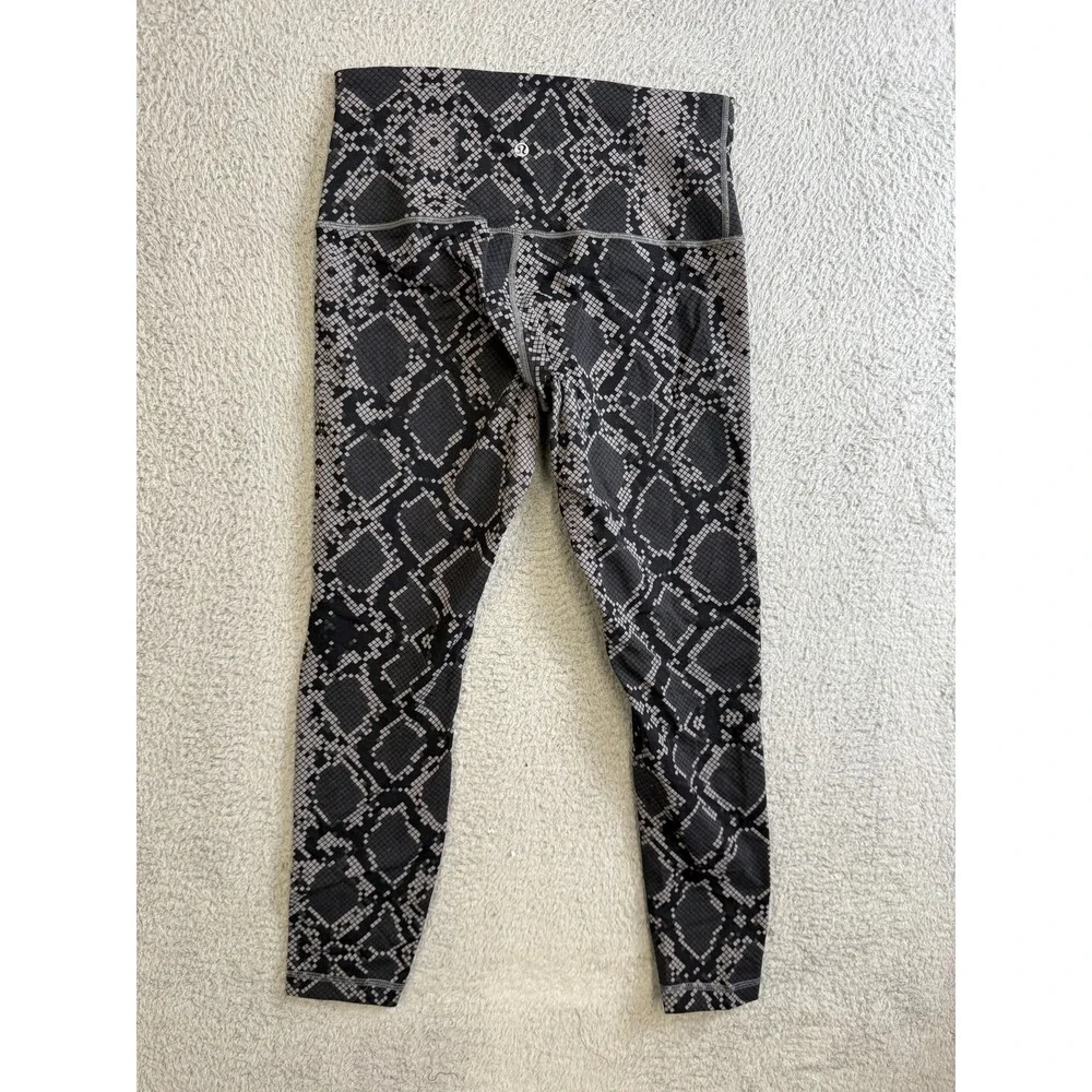 Lululemon Leggings Womens 10 Black Gray Snake Print High Rise Yoga Pants Stretch
